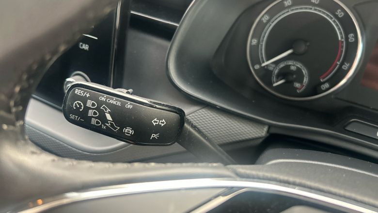 Skoda Kamiq 1.0 TSI 95 SE 5dr Petrol Hatchback